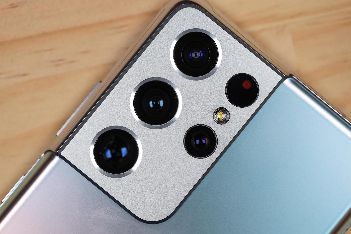 Galaxy S21 Ultraレビュー！望遠カメラが凄い高級機種を使った評価を