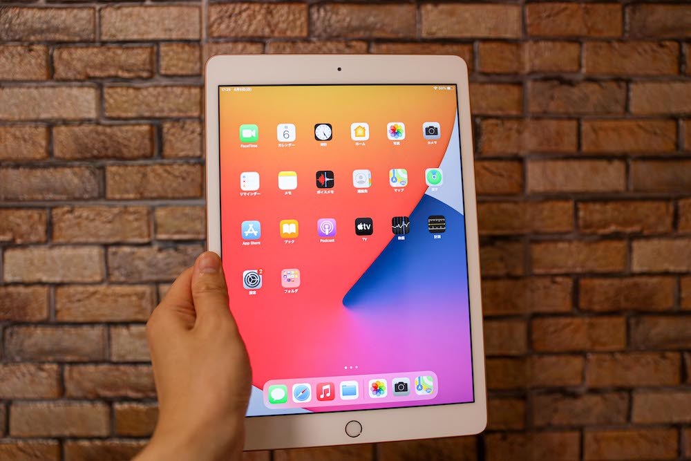 海外限定】 10.2インチ Apple iPad 本体 256GB Wi-Fi 第9世代 - タブレット